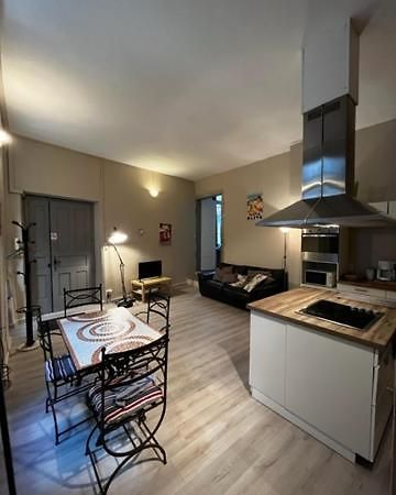 Cosy House T3 City Center, Museum, Place Carnot カルカソンヌ エクステリア 写真